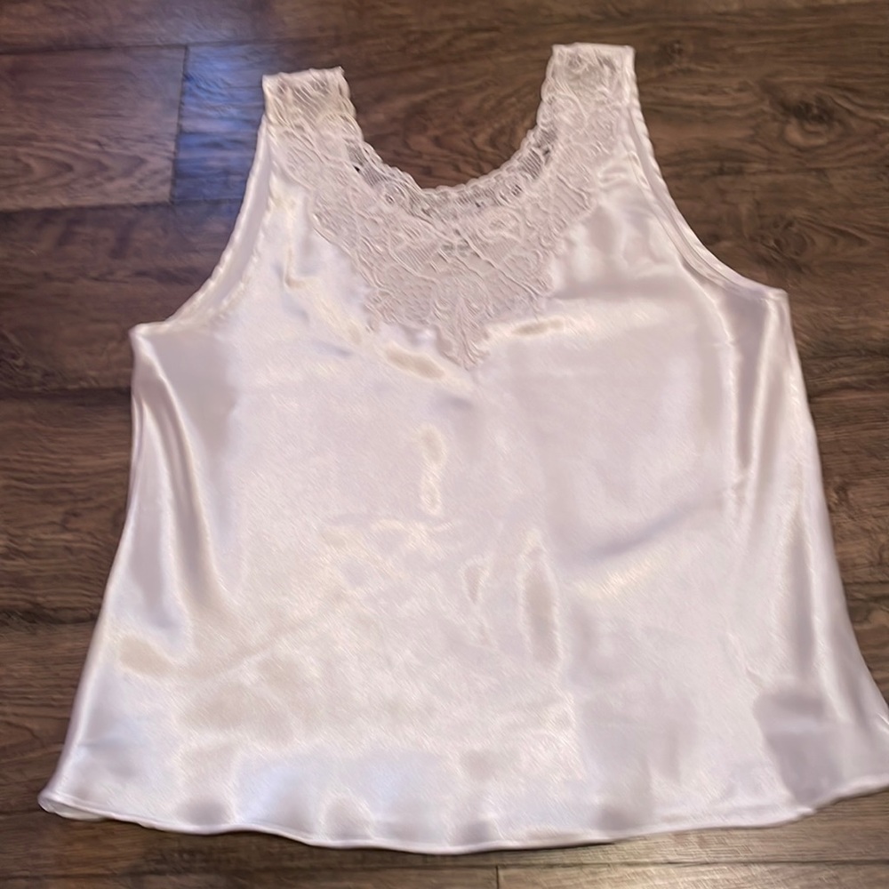 White top